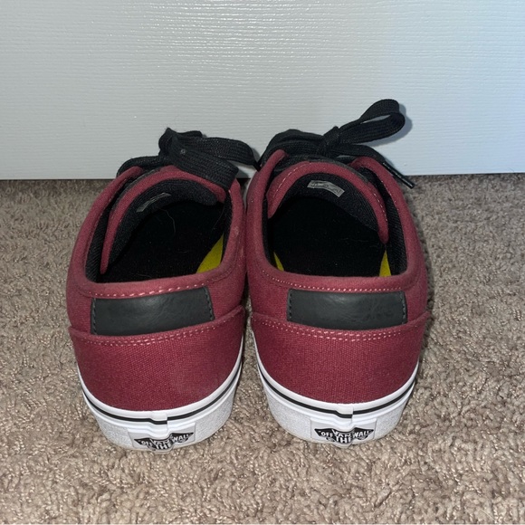 Vans - Picture 5 of 5